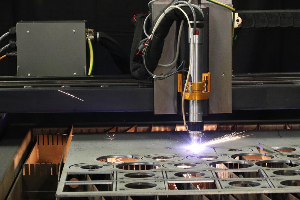 CNC plasma cutting machine